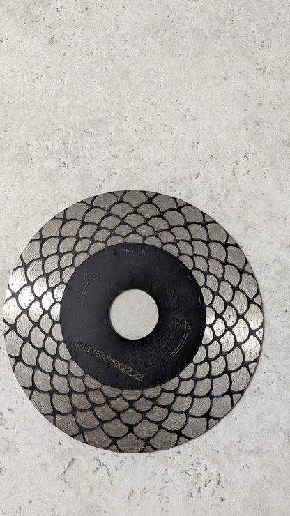 Segmented Mitre Cutting Disc – 115 mm black color